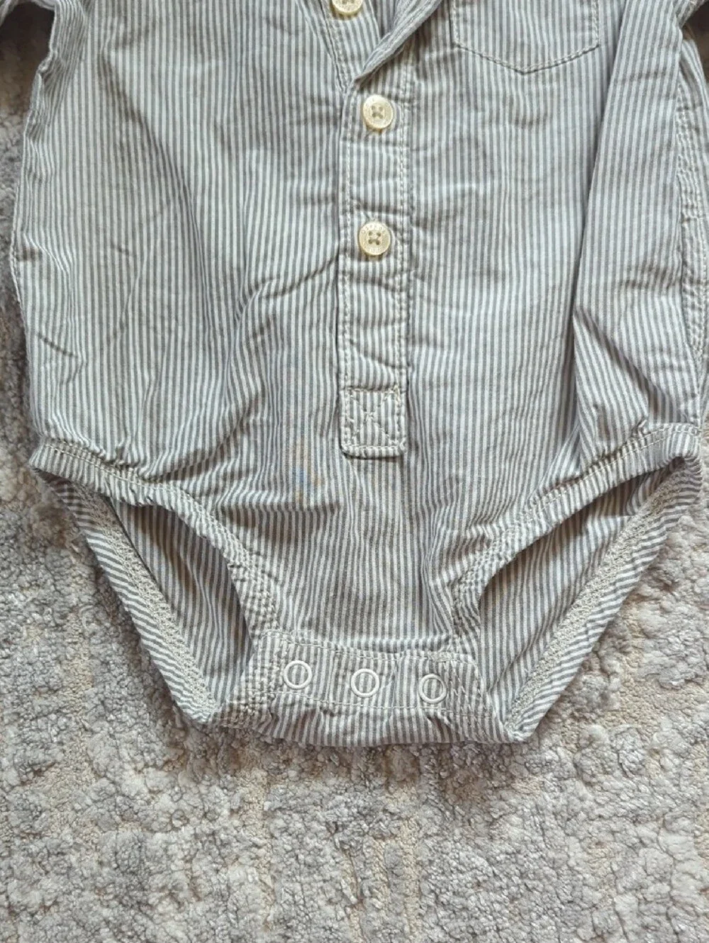 OshKosh B'gosh Thin Black & White Striped Long-Sleeve One-Piece Size 6-9 Months